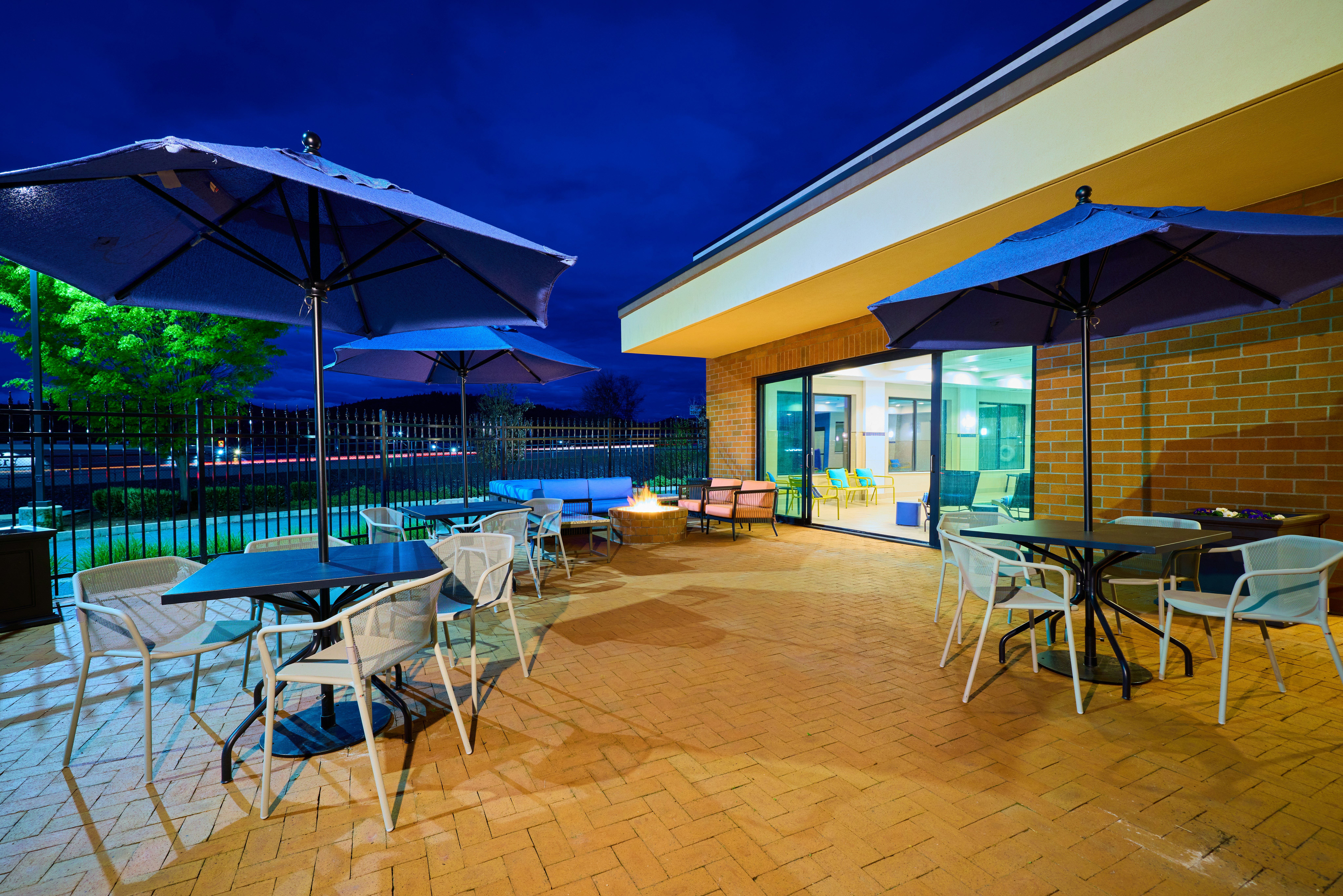 Hampton Inn Suites Grants Pass Or 26/39