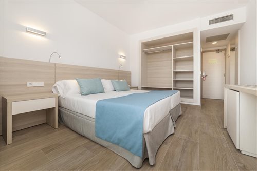 Room, Double or Twin Bed, Balcony