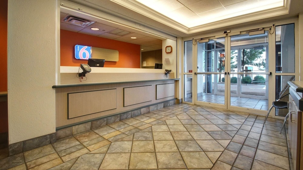 Lobby at Motel6 Lehi, UT – Thanksgiving Point, LEHI - UT