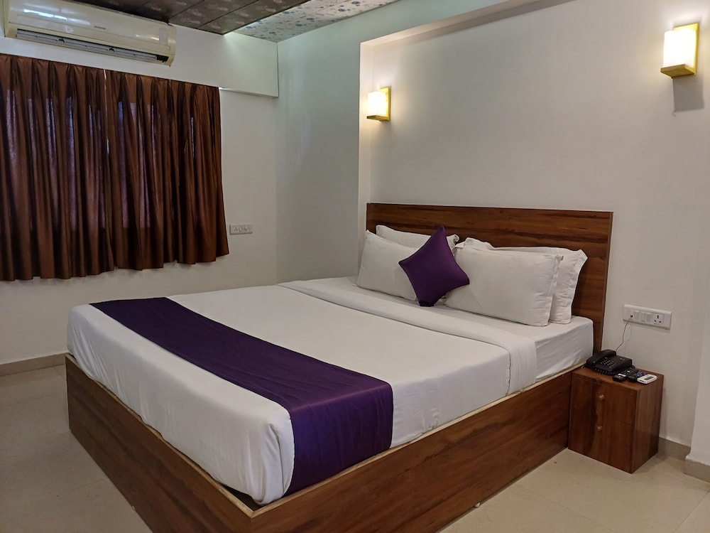 VITS Daman Devka Beach 6/47