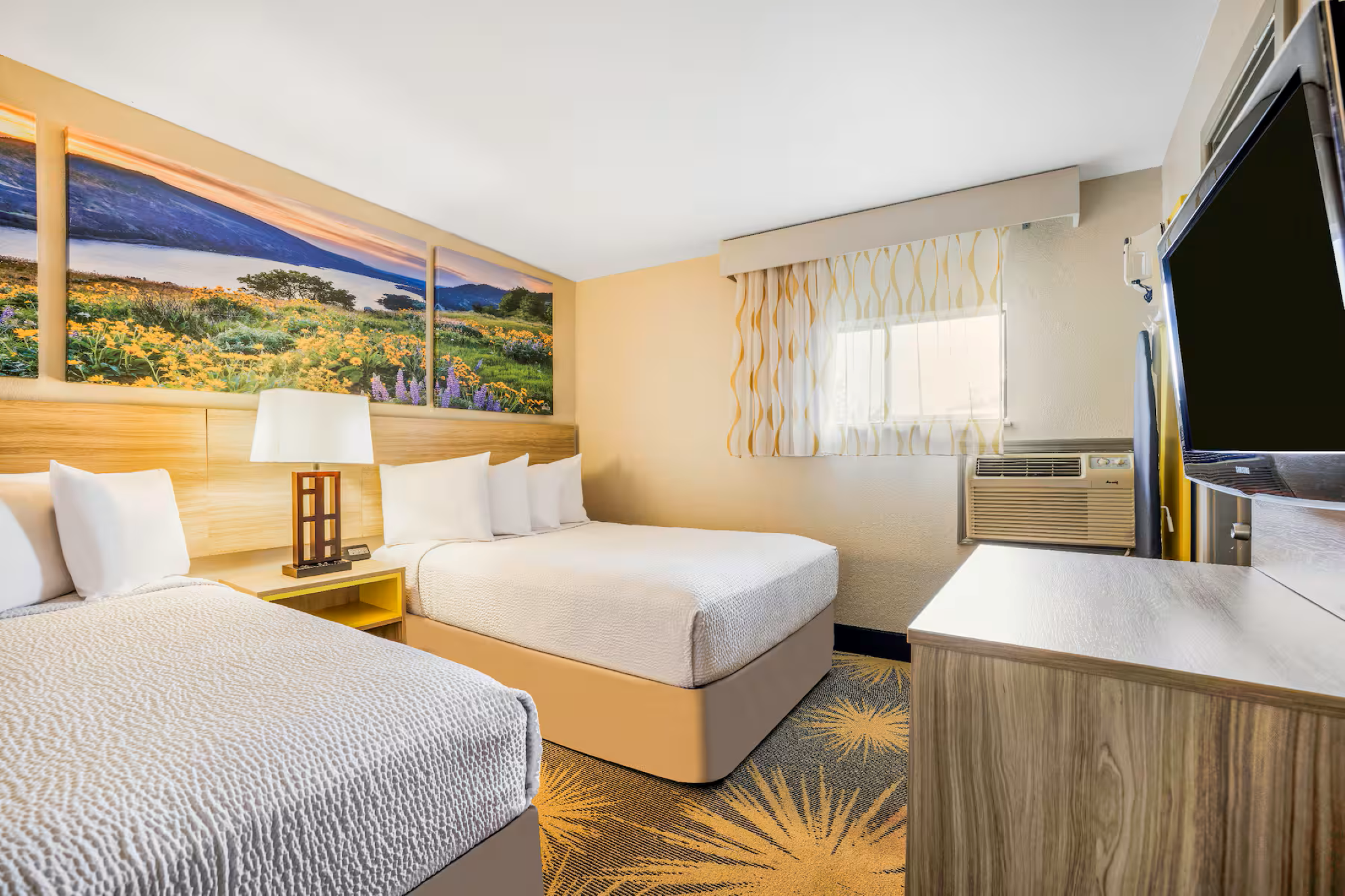 جناح بسريرين كوين، Days Inn by Wyndham Cortez 2/4