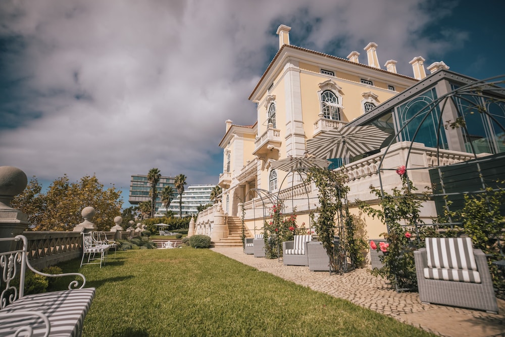 Estoril Vintage Hotel 4/64
