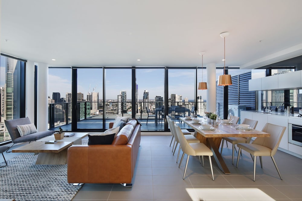 The Canvas Apartment Hotel 26/33