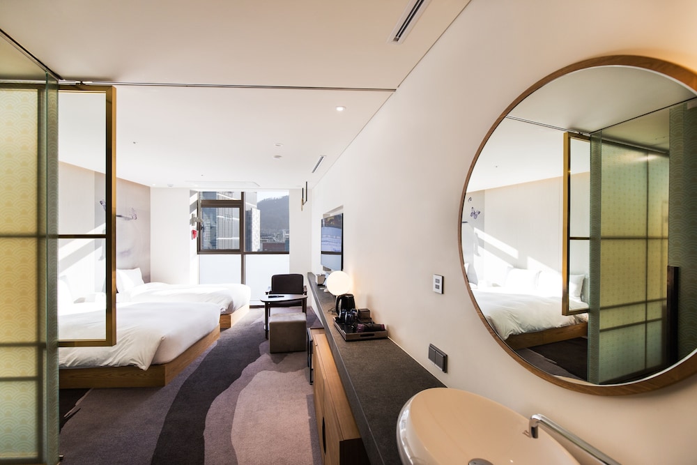 Stay Rak Hotel 43/68