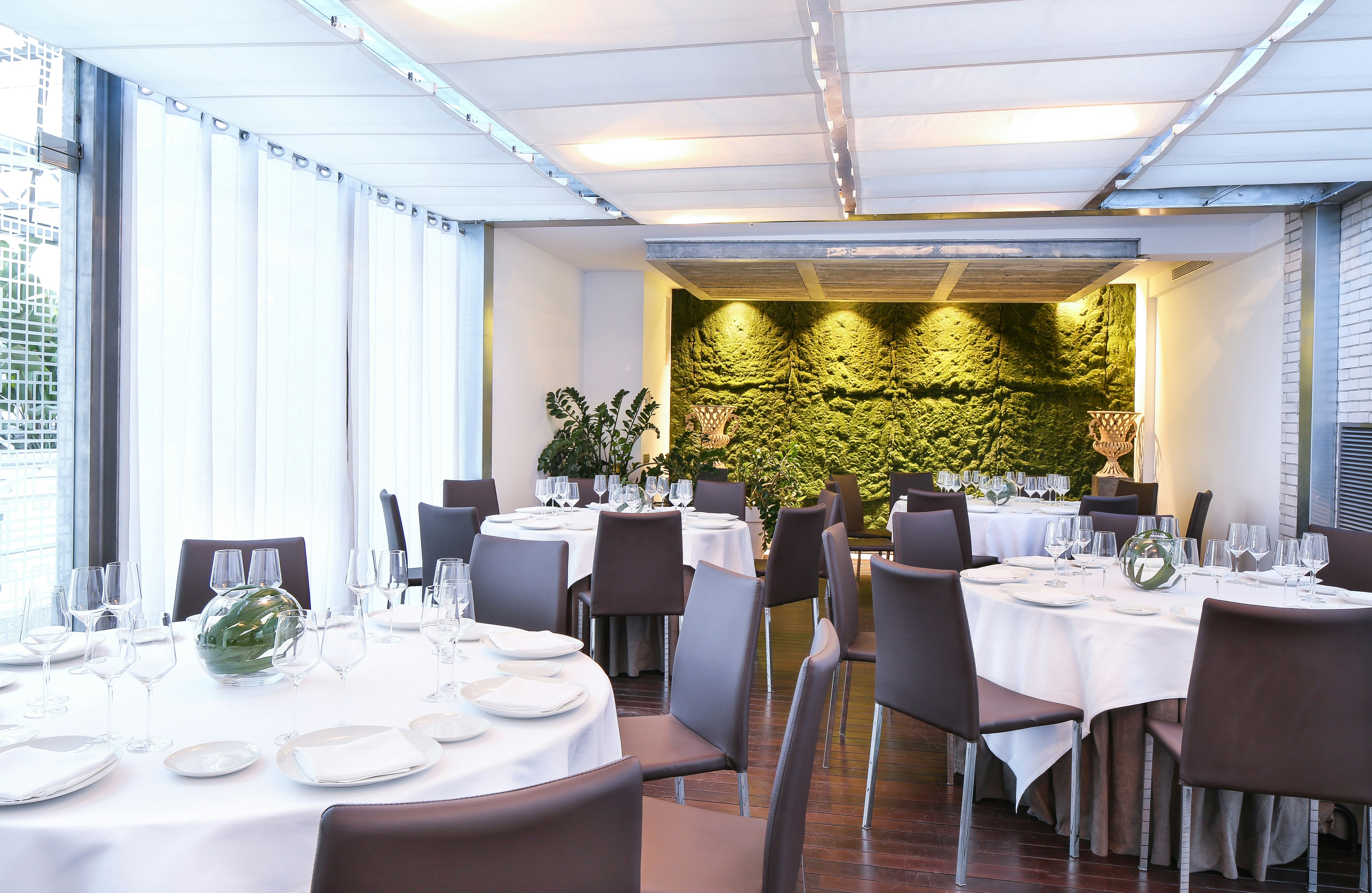 Claris Hotel and Spa 63/69