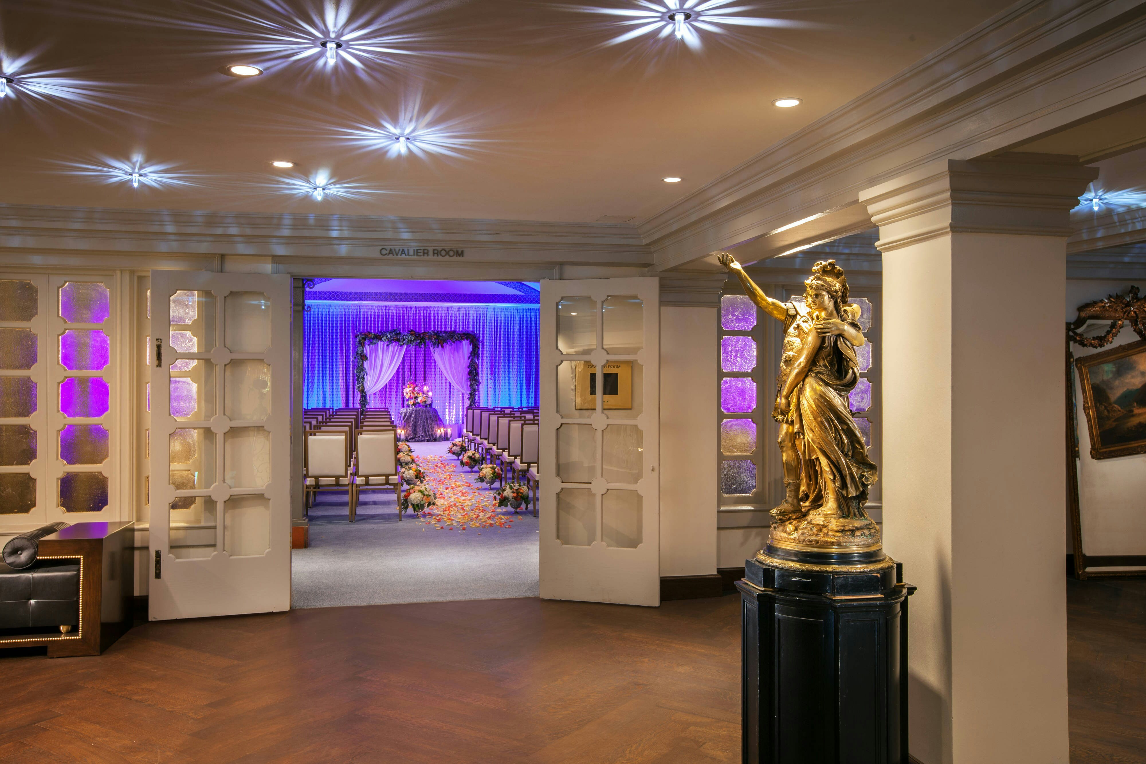 The St. Anthony A Luxury Collection Hotel San Antonio 34/36
