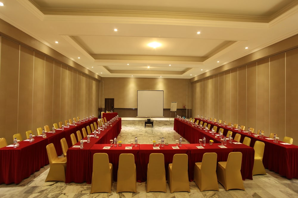 The Highland Park Resort Bogor - Campground 29/34
