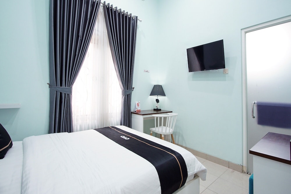 OYO 3986 Just 11 Boutique Residence Syariah 16/32