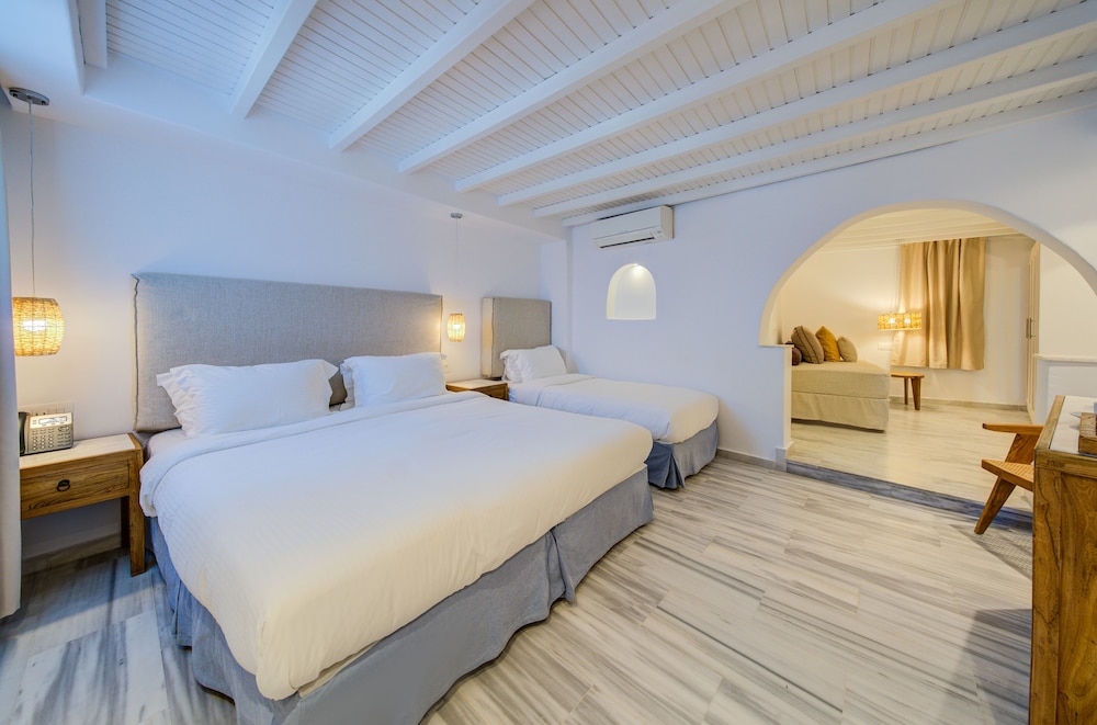 Madalena Hotel 29/69