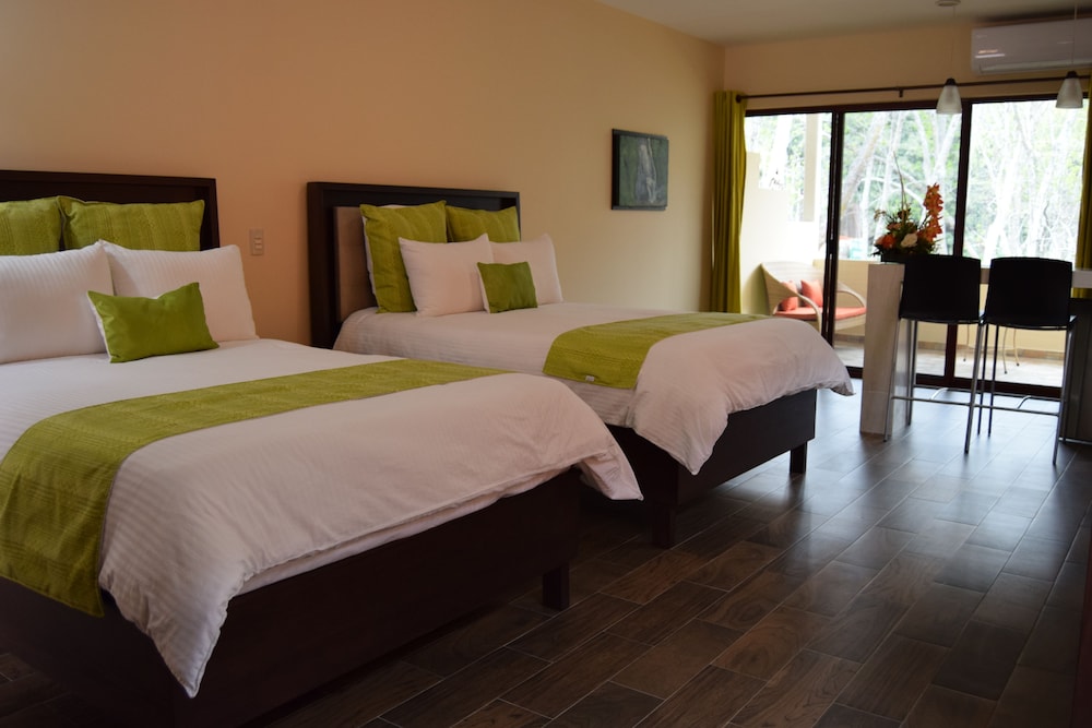 Hotel Chapala Country 6/49
