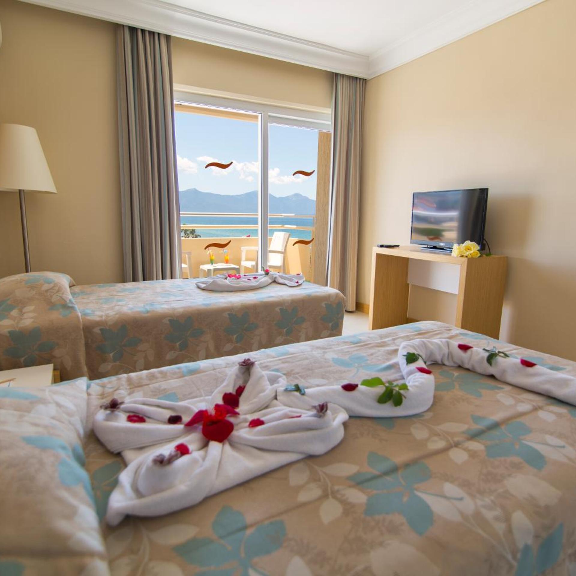 Ephesia Hotel 25/50