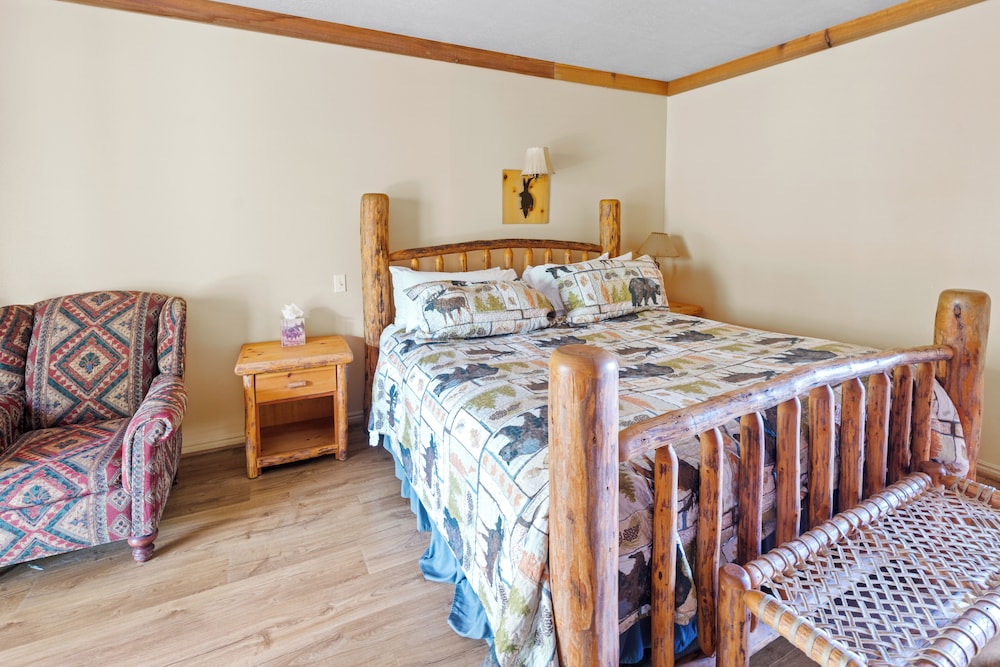 Daniels Summit Lodge 13/50
