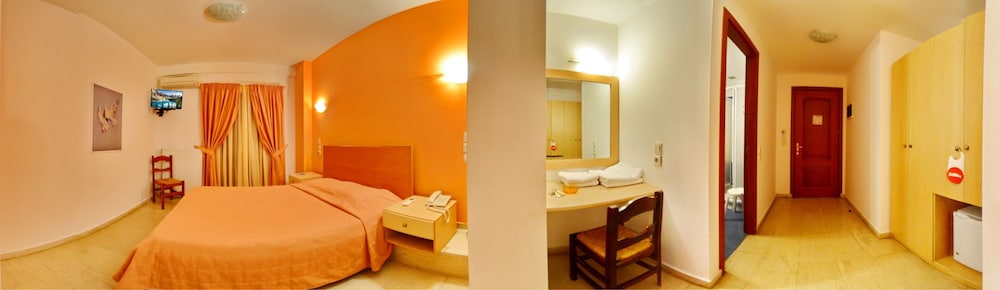 CASA BLUE HOTEL 59/60