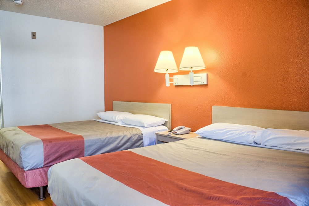 Motel6 Seattle, WA - South 17/39