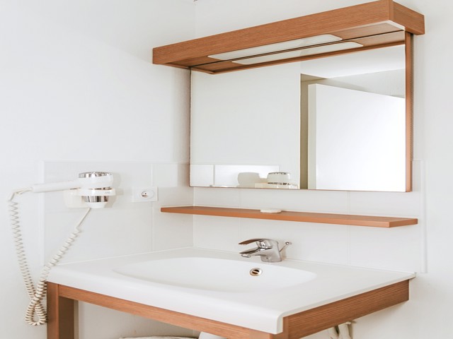Appart Hotel Terres de France Quimper 75/76