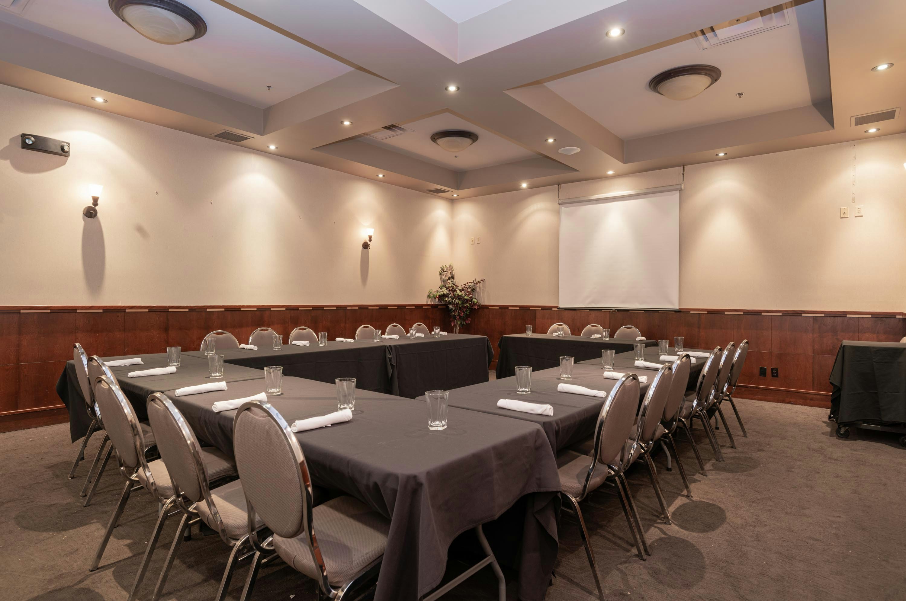 Sandman Hotel Red Deer 40/46