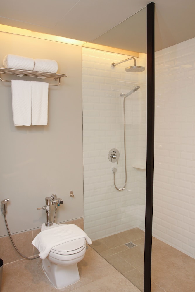 Pullman Pattaya Hotel G 24/76