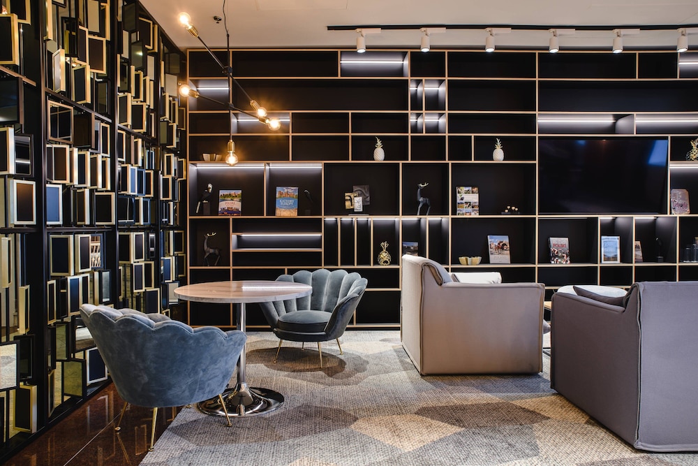 Courtyard By Marriott Warsaw Airport 51/62