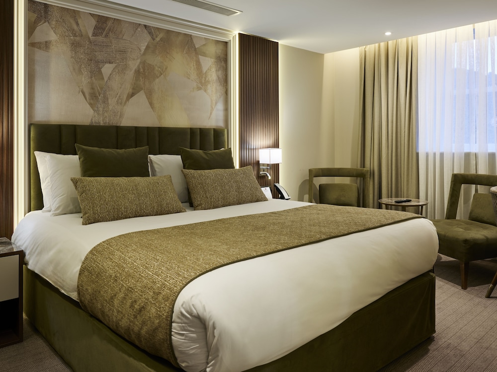 Regency, Queen Bed, Sea View, Balcony