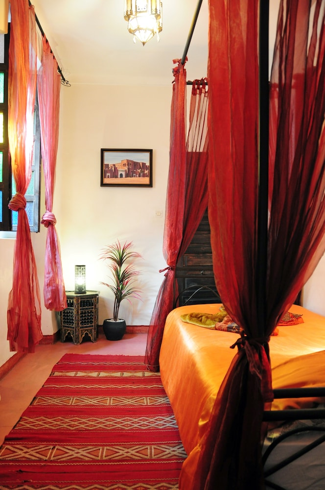 Riad Al Mamoune 12/50