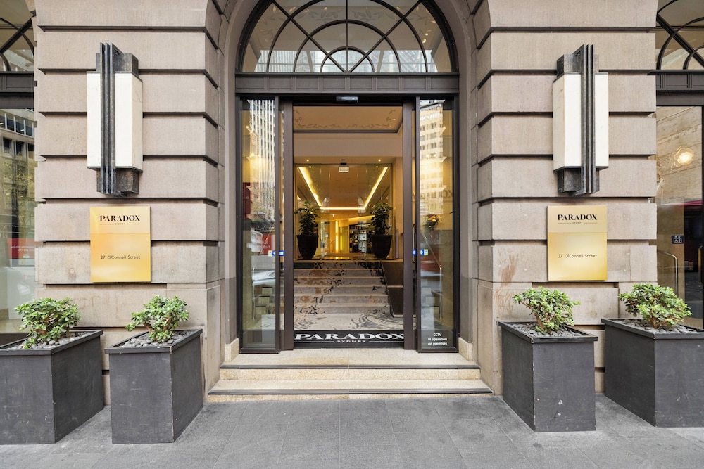 Paradox Sydney 12/56
