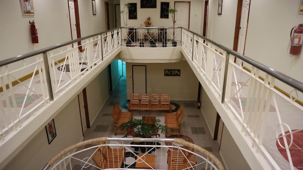 Haramayne Suites 4/18