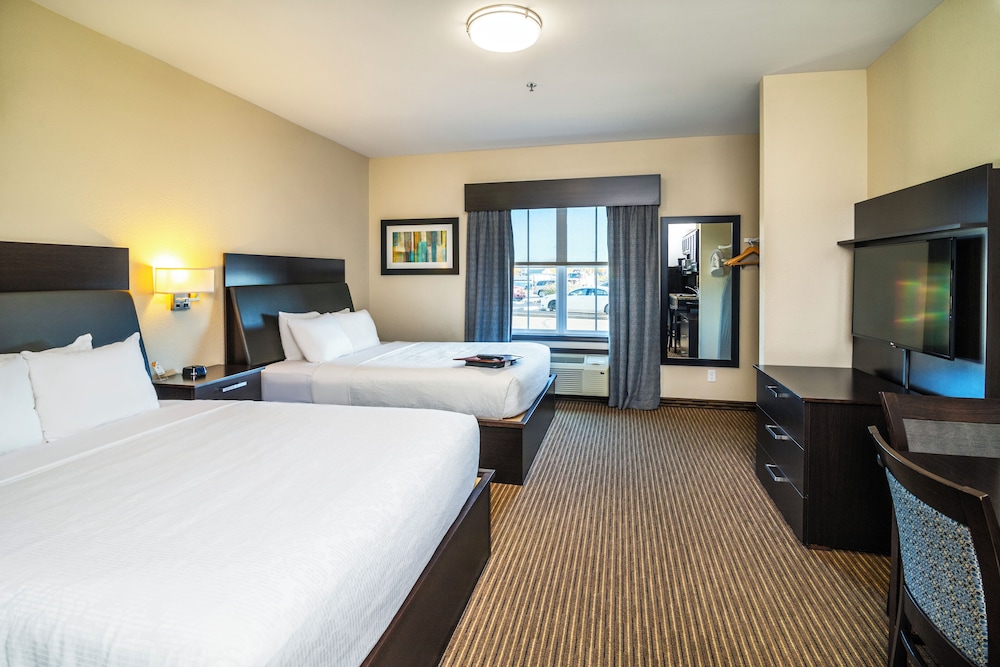 Efficiency, 2 Queen Beds, Pet Friendly