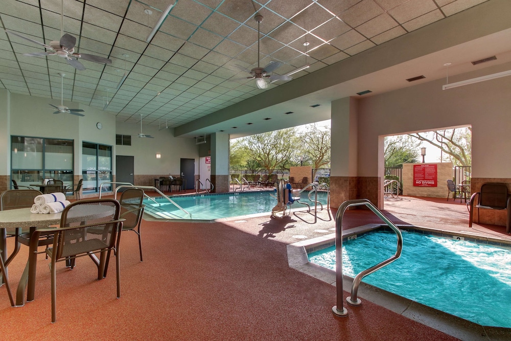 Drury Inn and Suites Phoenix Happy Valley 21/50