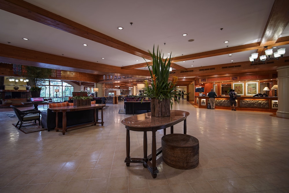 The Forest Lodge At Camp John Hay 68/75