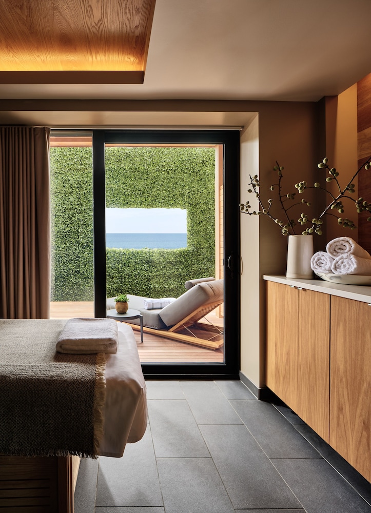 Gurneys Montauk Resort and Seawater Spa 42/78
