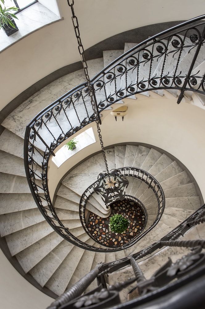 Il Palazzetto 20/38
