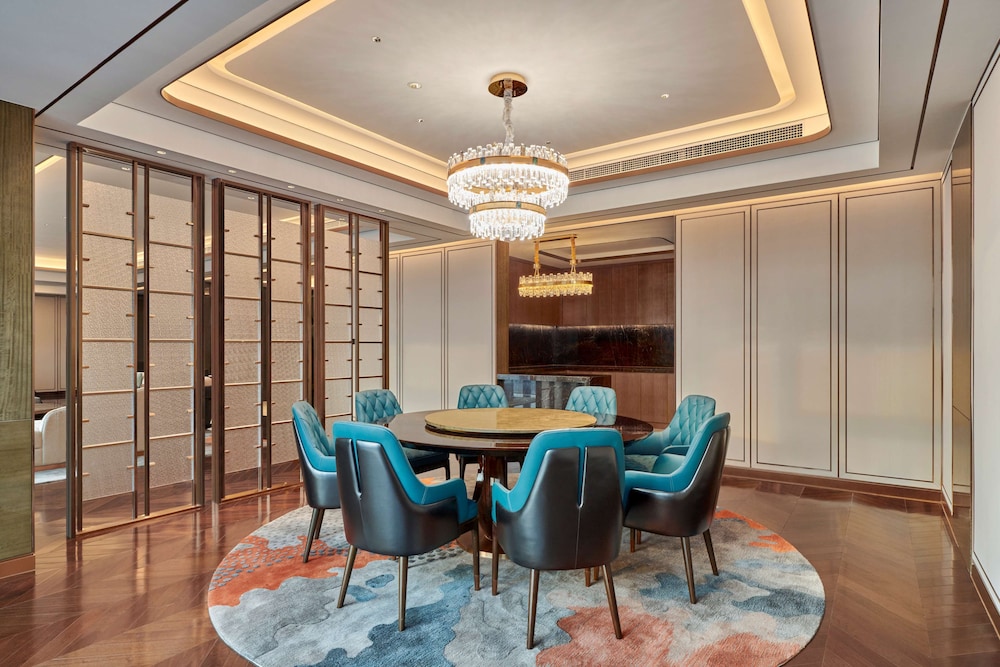 Hilton Yancheng 41/43