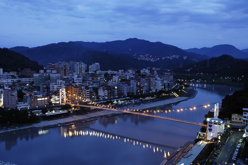 Beautiful Hotel Taipei 59/65