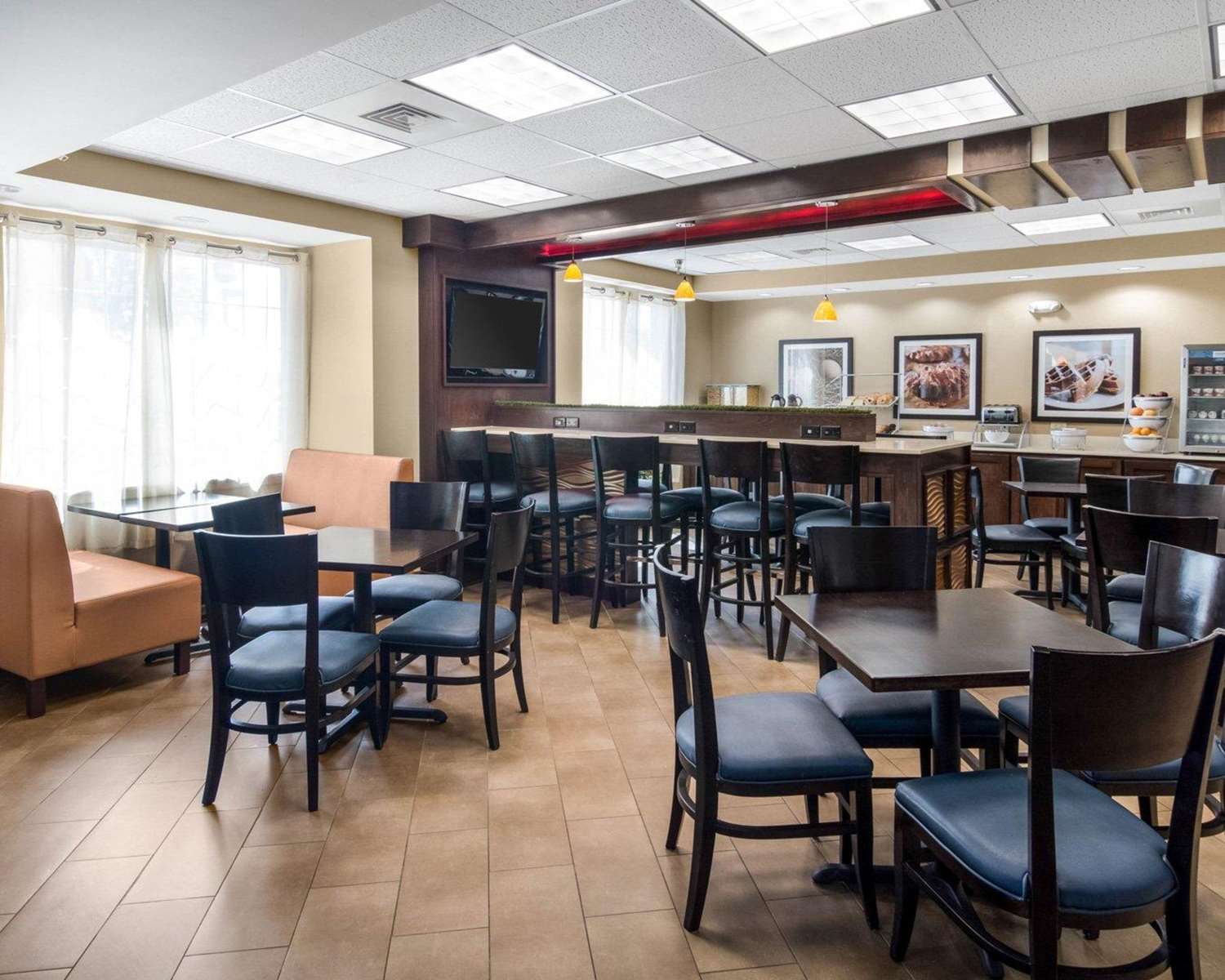 restaurant cafeteria