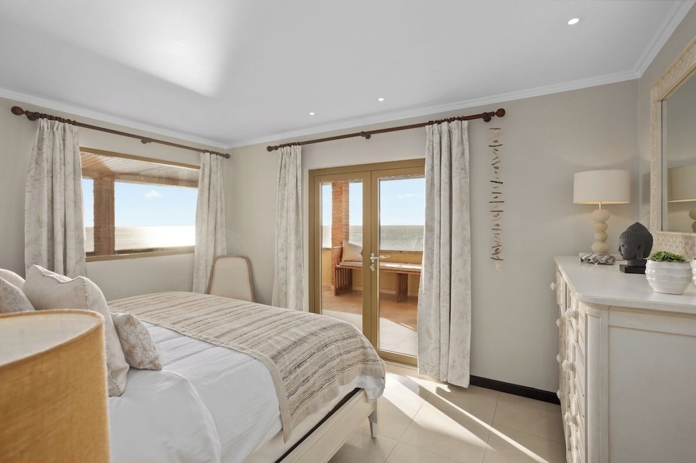 The Bellafonte - Luxury Oceanfront Hotel 8/50