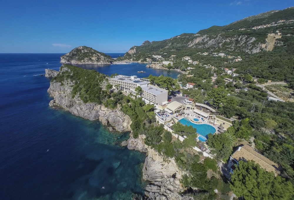 Akrotiri Beach - Adults Only 55/68