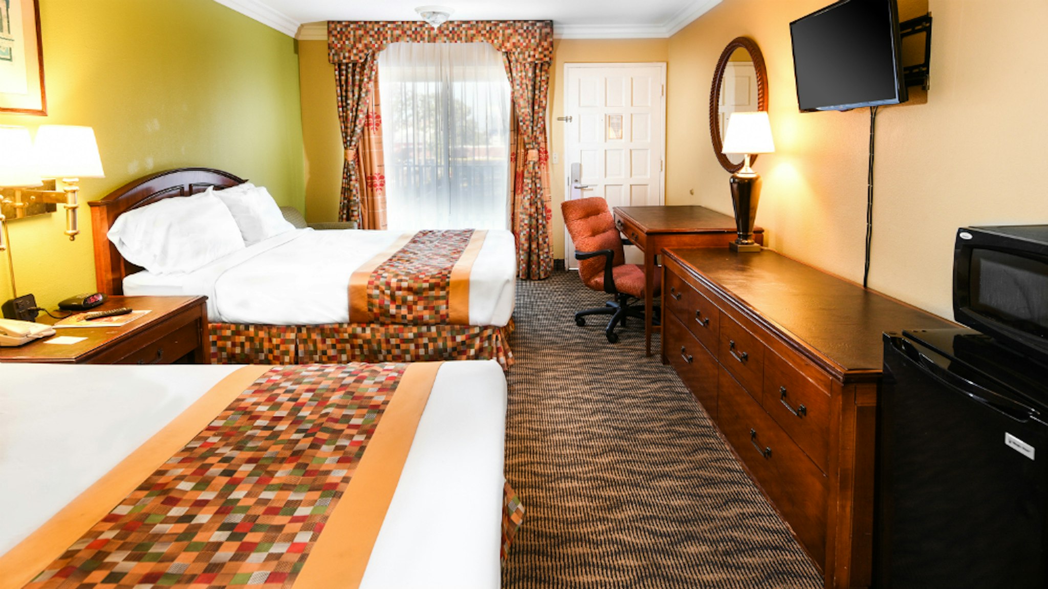 Vagabond Inn Costa Mesa 24/48