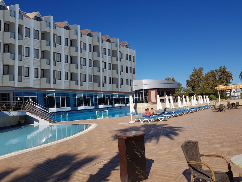 Rox Royal Hotel 7/67
