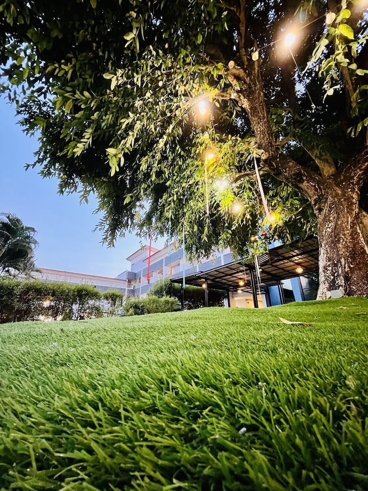 Bualinn Resort Nongkhai 40/50