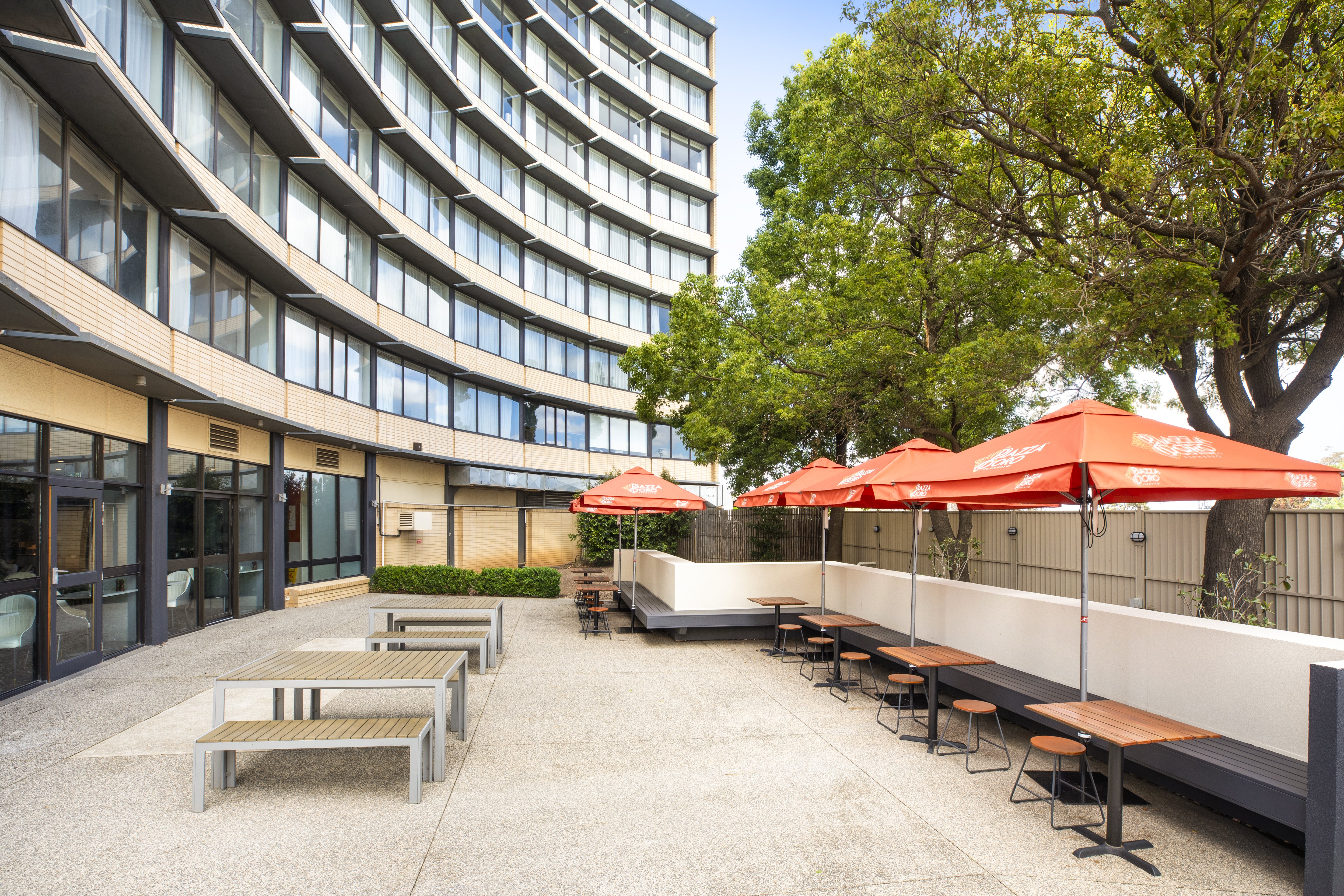 Holiday Inn Melbourne Airport 44/46