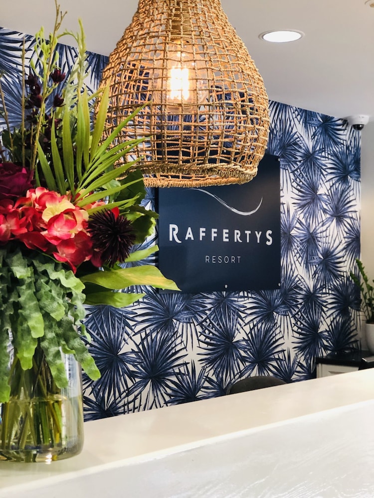 Mercure Lake Macquarie Raffertys Resort 29/74