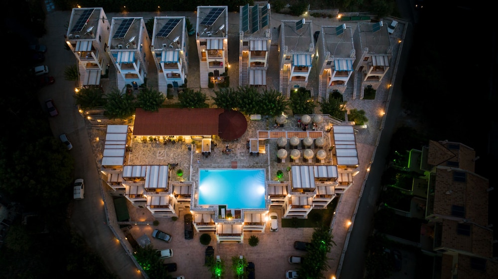 Vathi Hotel 37/50