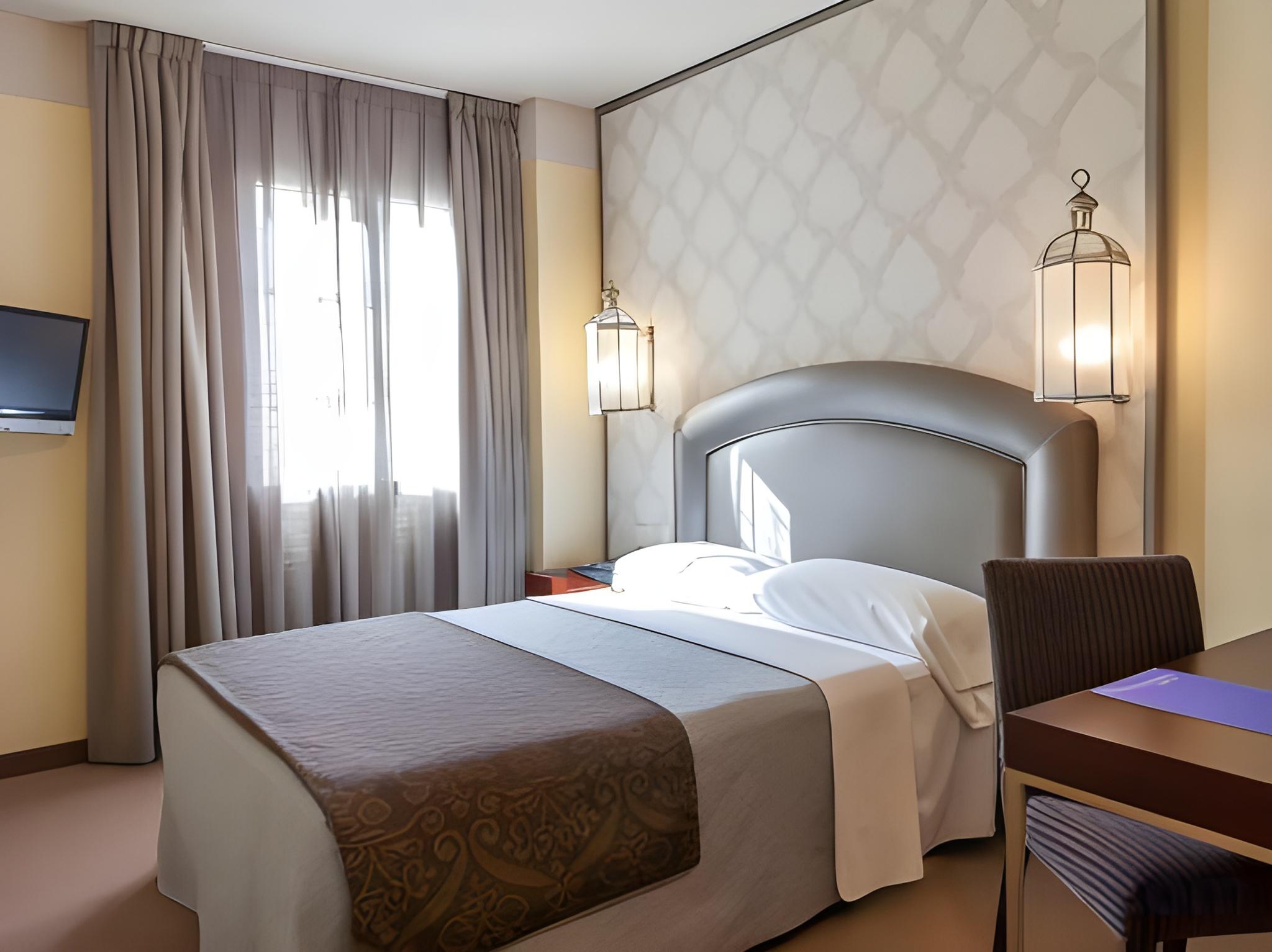 Comfort, Single, Double Bed