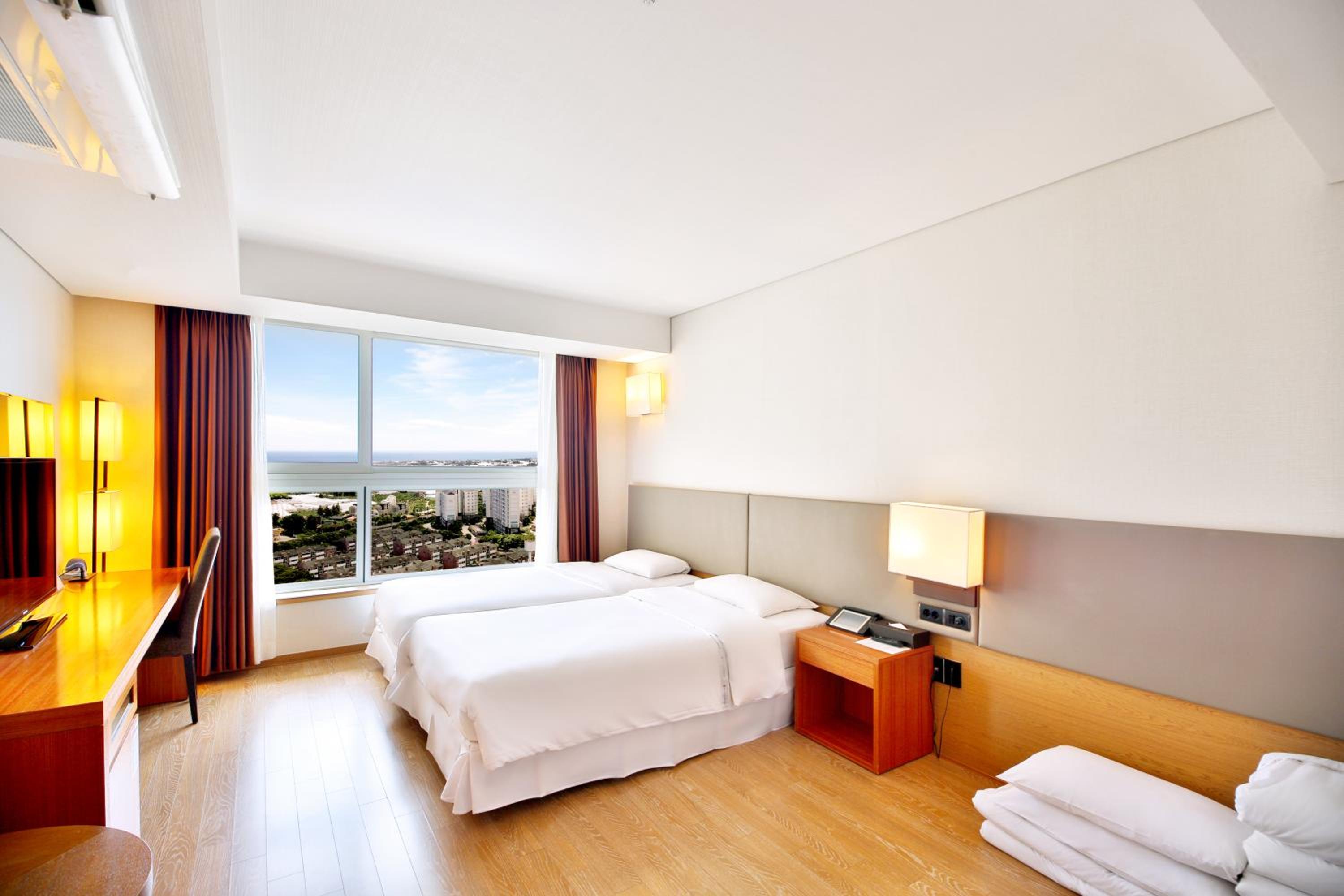 Ondol, Twin Beds, Futon Bed, Ocean View