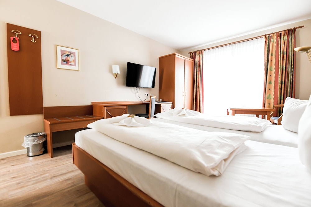 Hotel Blutenburg 19/50
