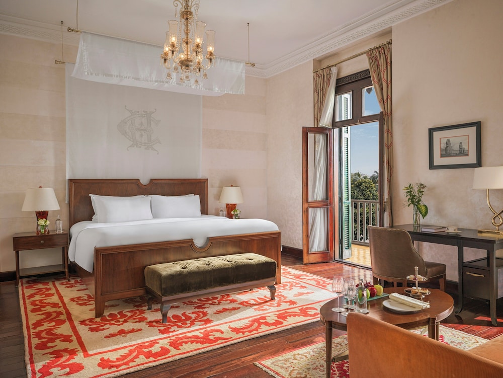 Palace, Suite, Garden View 2/4