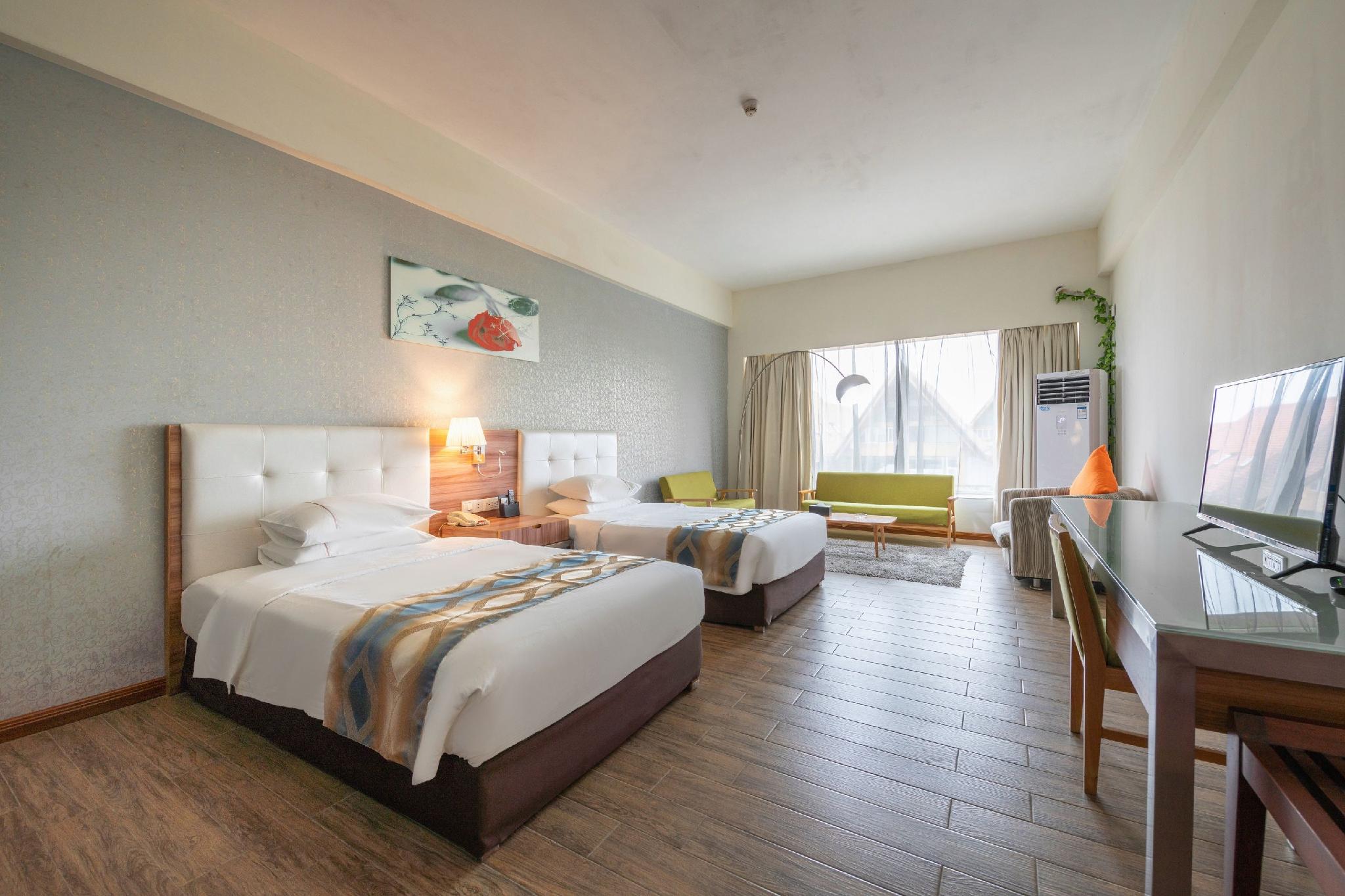 Pearl Bay Seaview Hotel (Laojie Seaview) 13/37