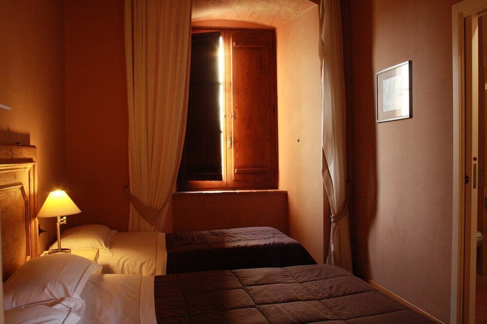 Castello di Baccaresca 49/80