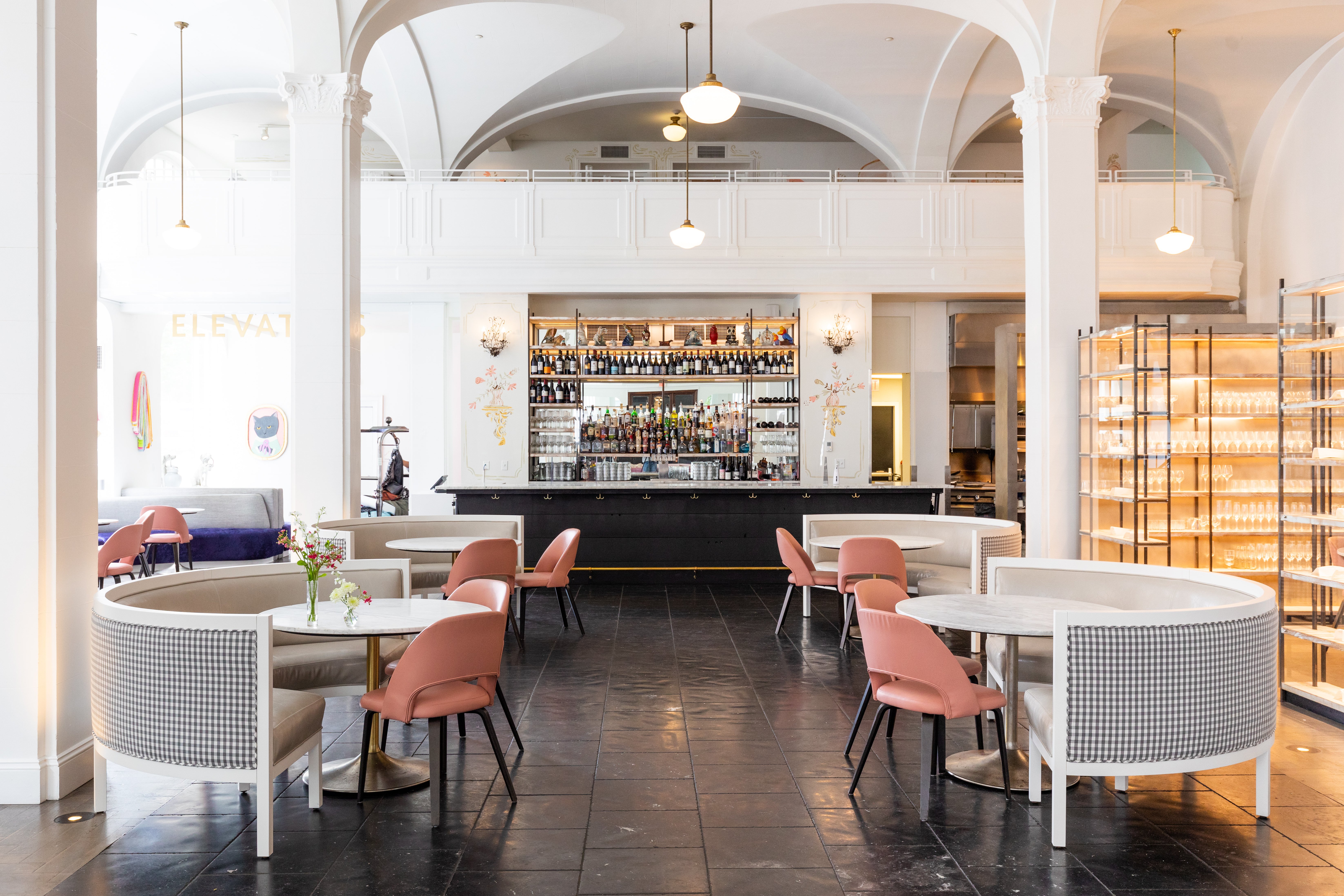 Quirk Hotel 64/85