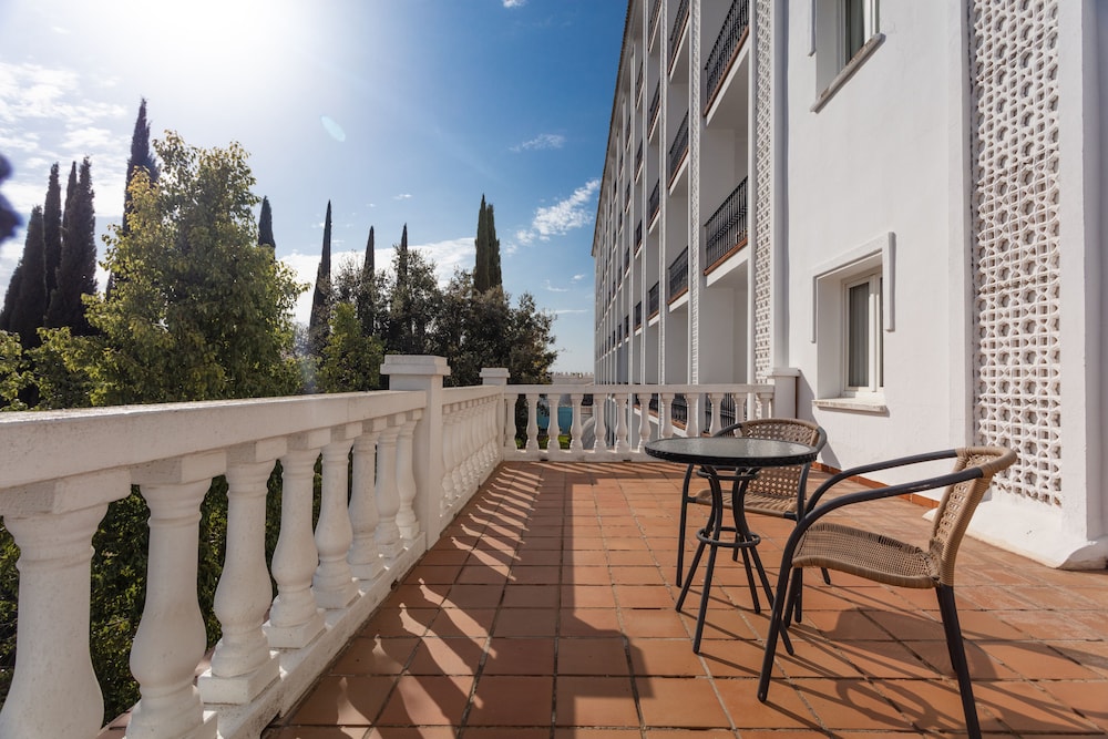 Hotel Abades Benacazon 41/61